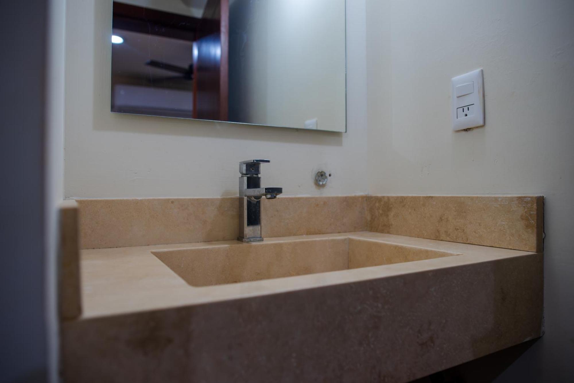 2Br-3Ba Condo Block From Beach W Rooftop Jacuzzi มาซาตลัน ภายนอก รูปภาพ